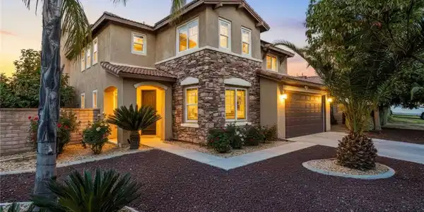 28618 Autumn Lane