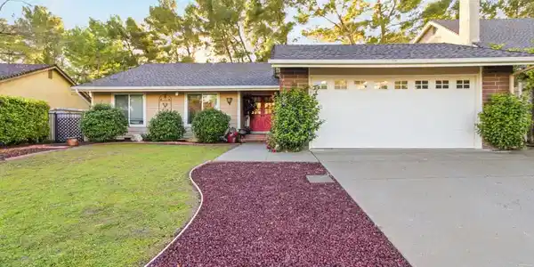 1638 Sweet Briar Place