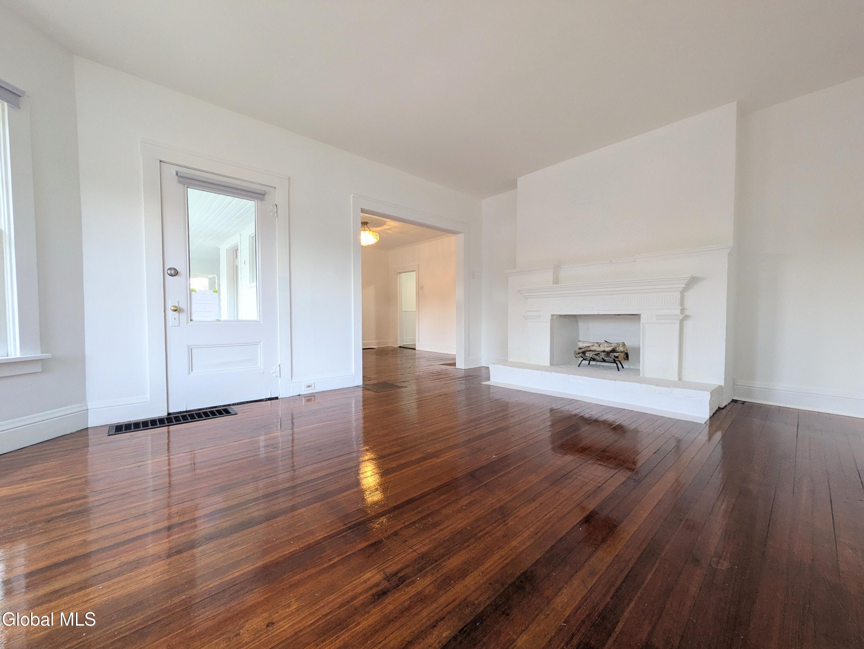 Image 2: PXL_20250917_114741720~2