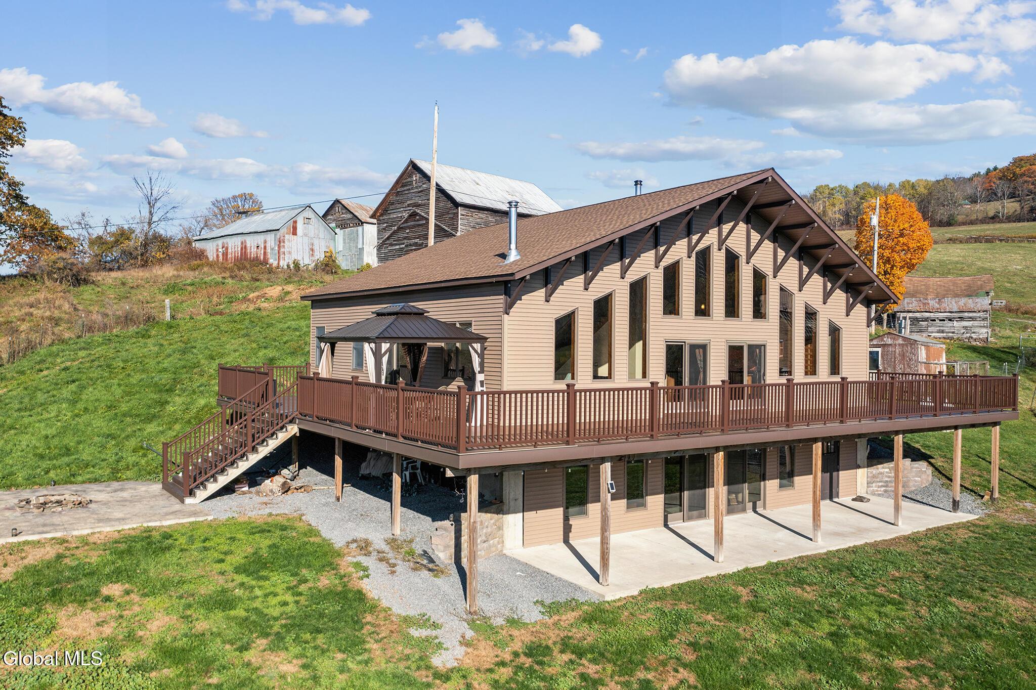 Image 2: FS_LT_102825_0176