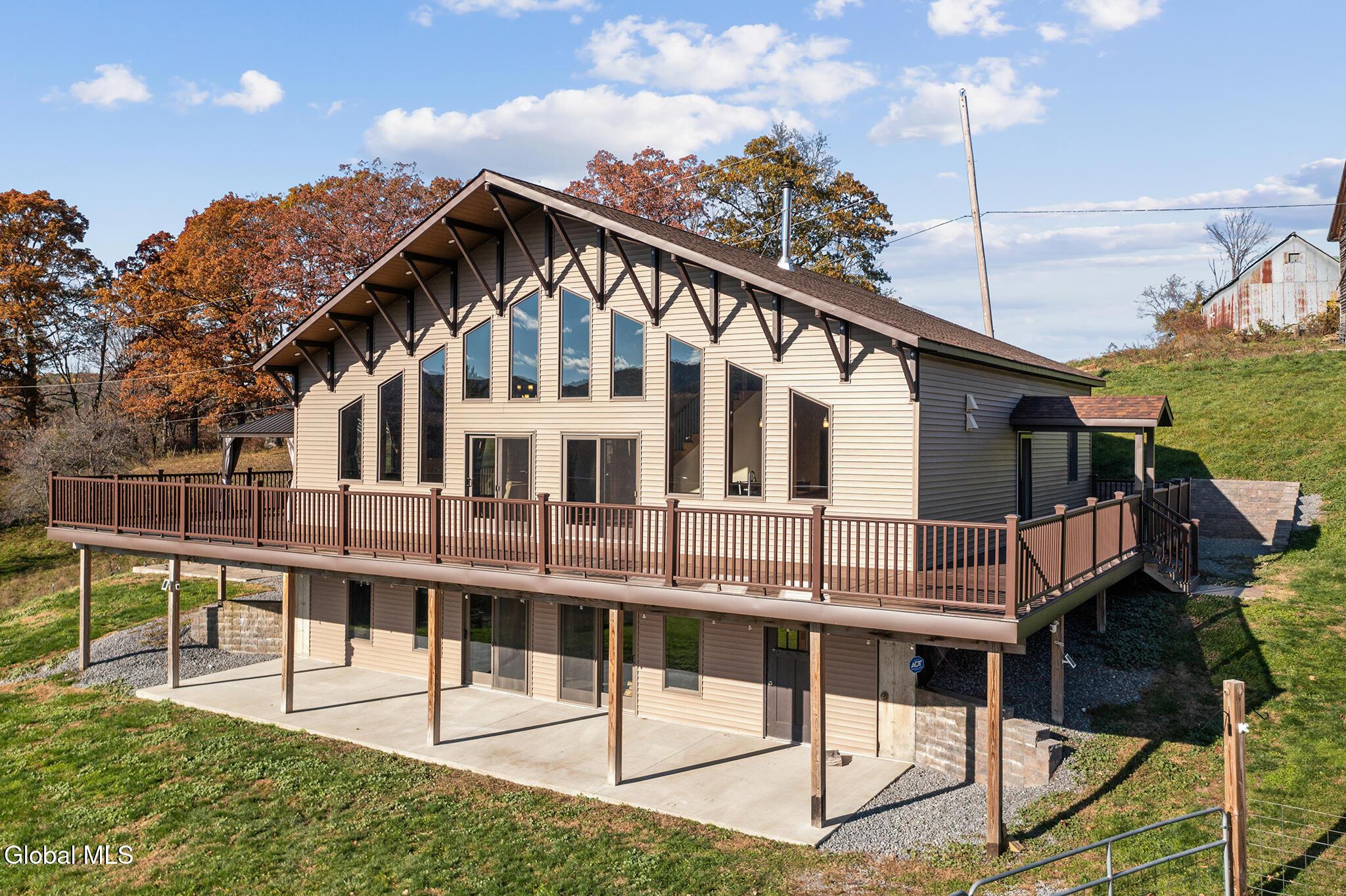 Image 4: FS_LT_102825_0175