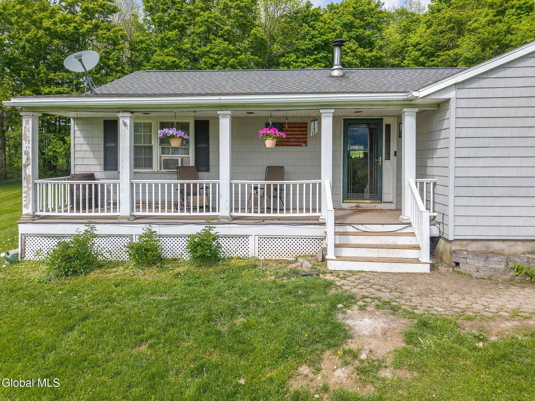 Image 3: 7-121BuckHillRd_07