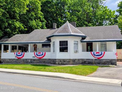 4 Palmer Avenue