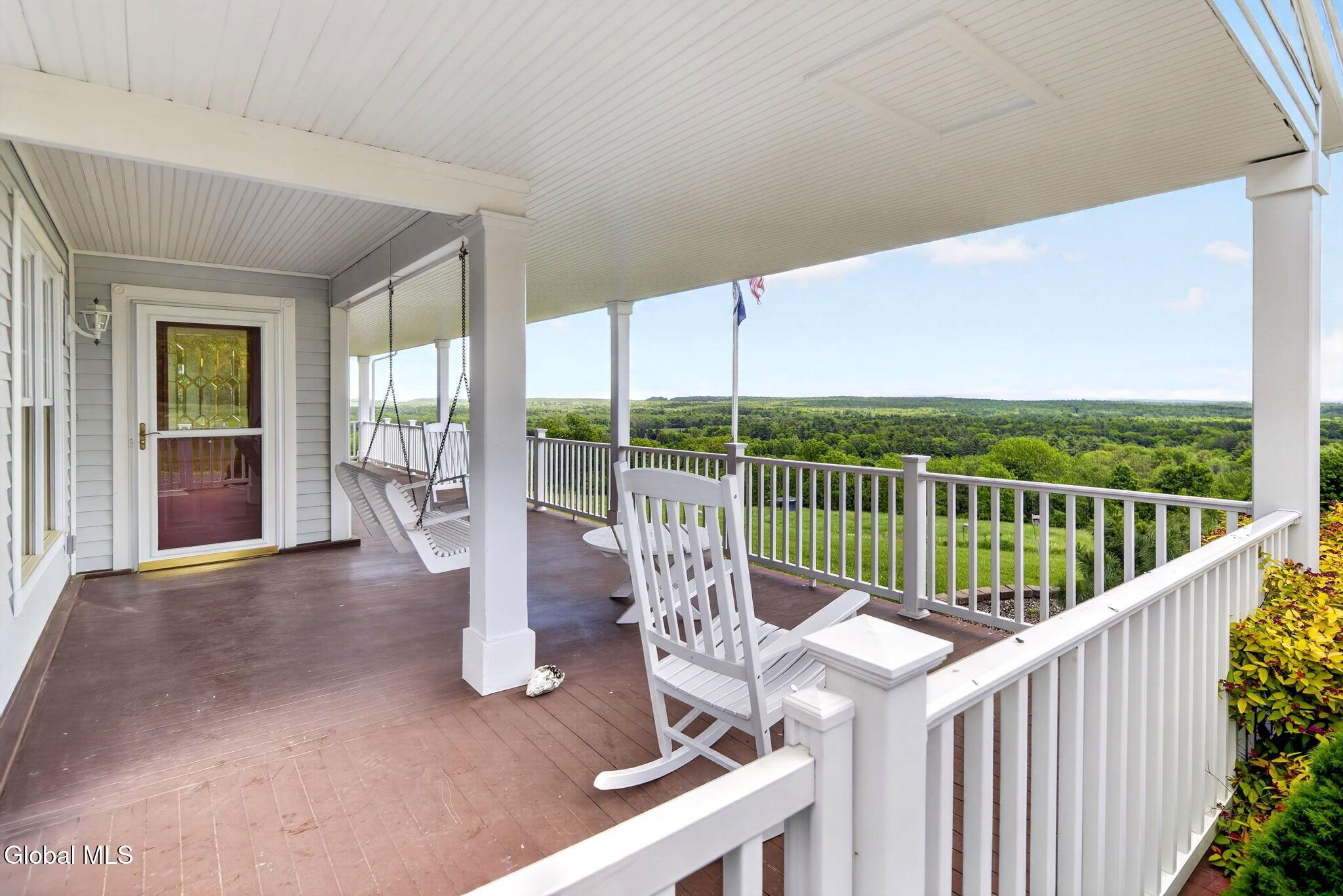 Image 3: 2-web-or-mls-002-DSC08592