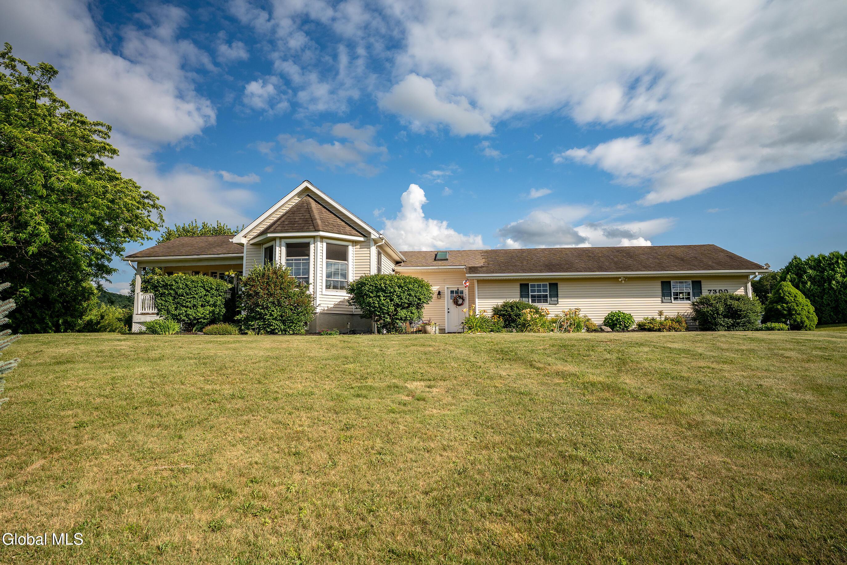 Image 3: 163-7300-NY40-Fort-Ann-NY-12827