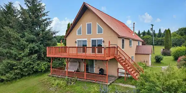 579 Armlin Hill Road