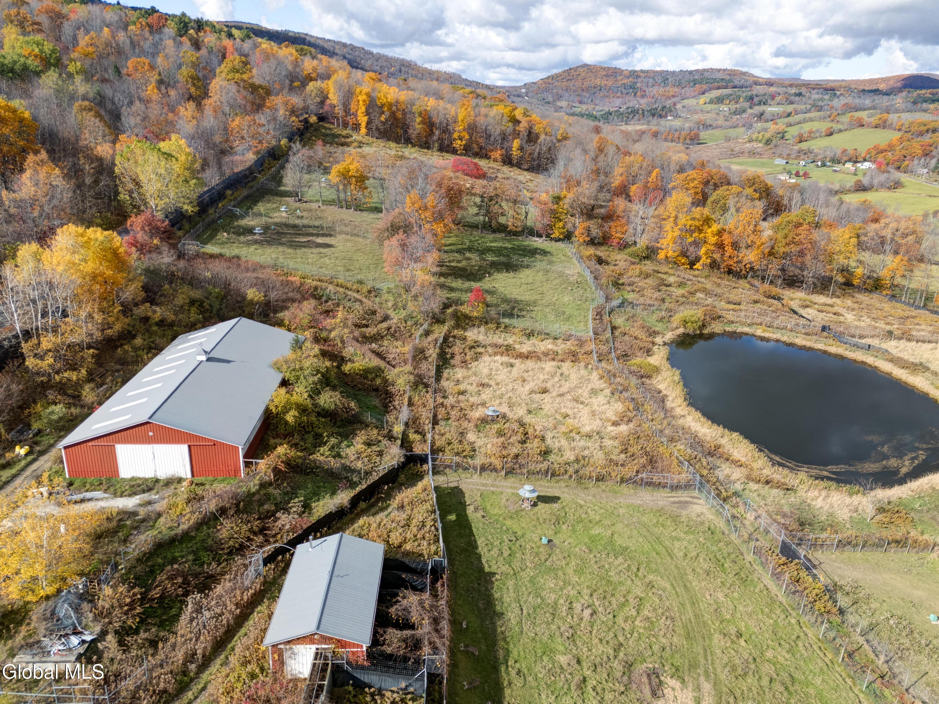 Image 2: 594 gott rd-11