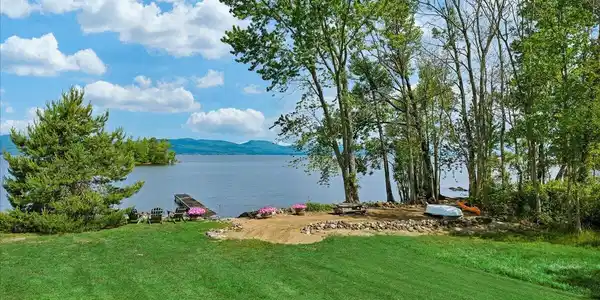 Image 3: 90-672 Lakeview Rd-91