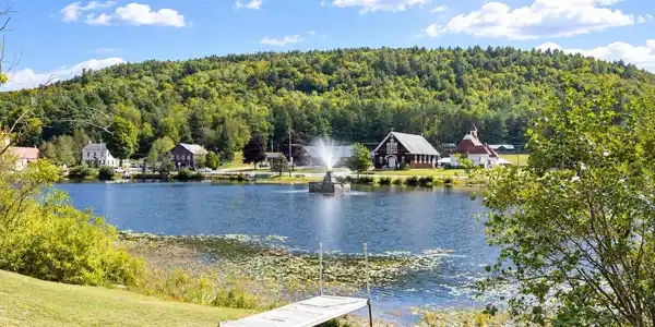 Image 3: Waterfront on the Mill Pond