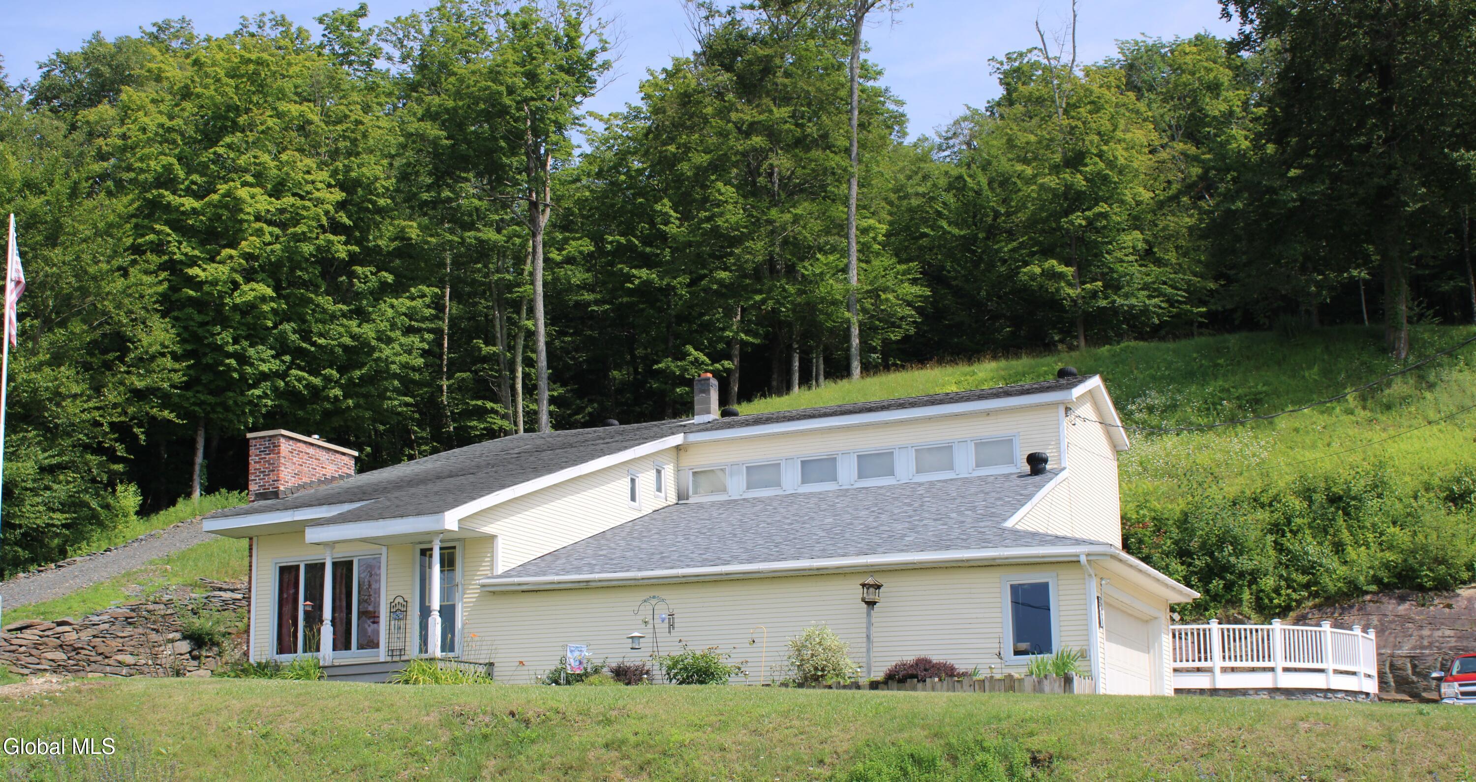 Image 3: Lant Primary