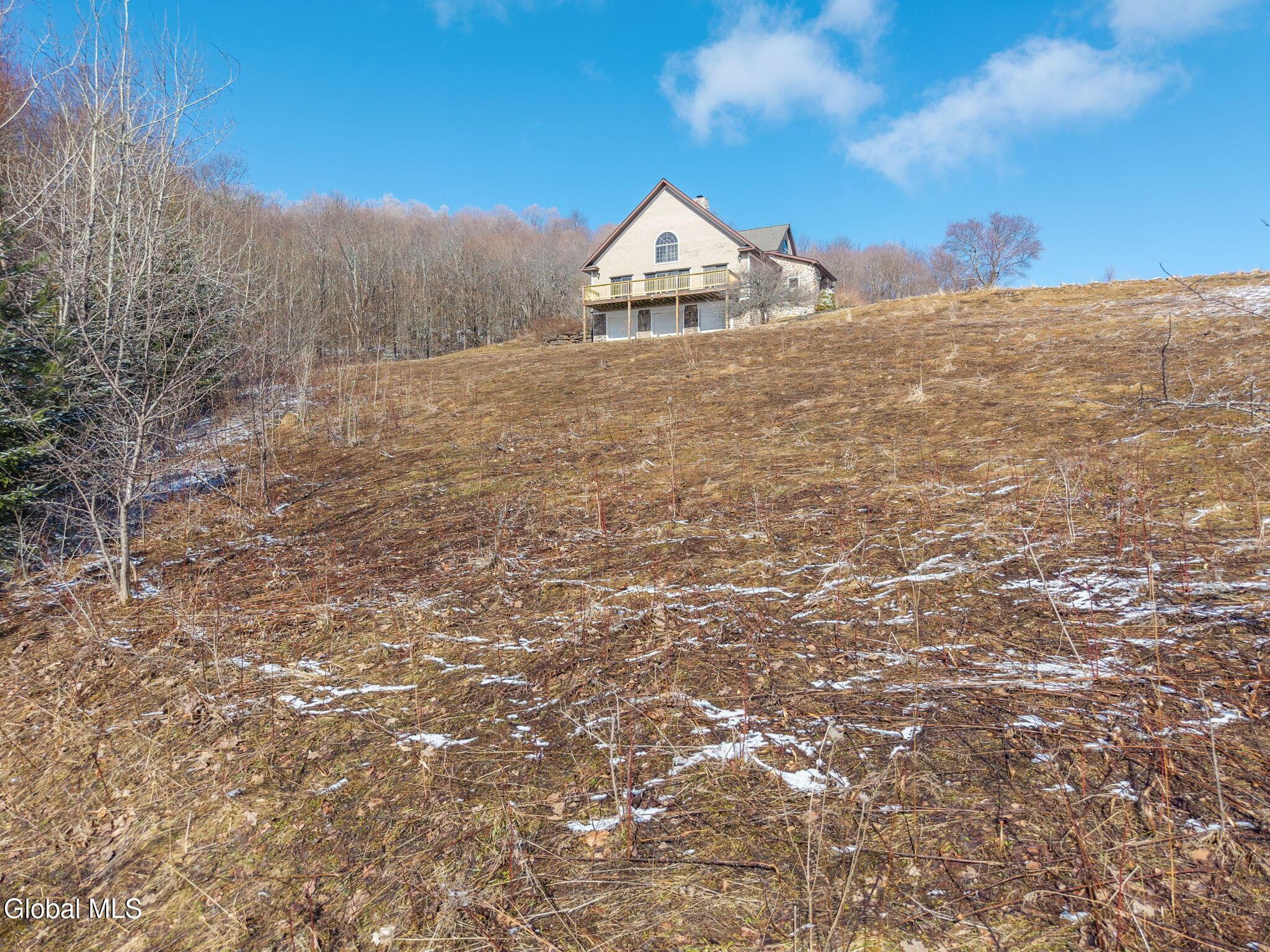 Image 3: 3-1563TowerMountainRd_03