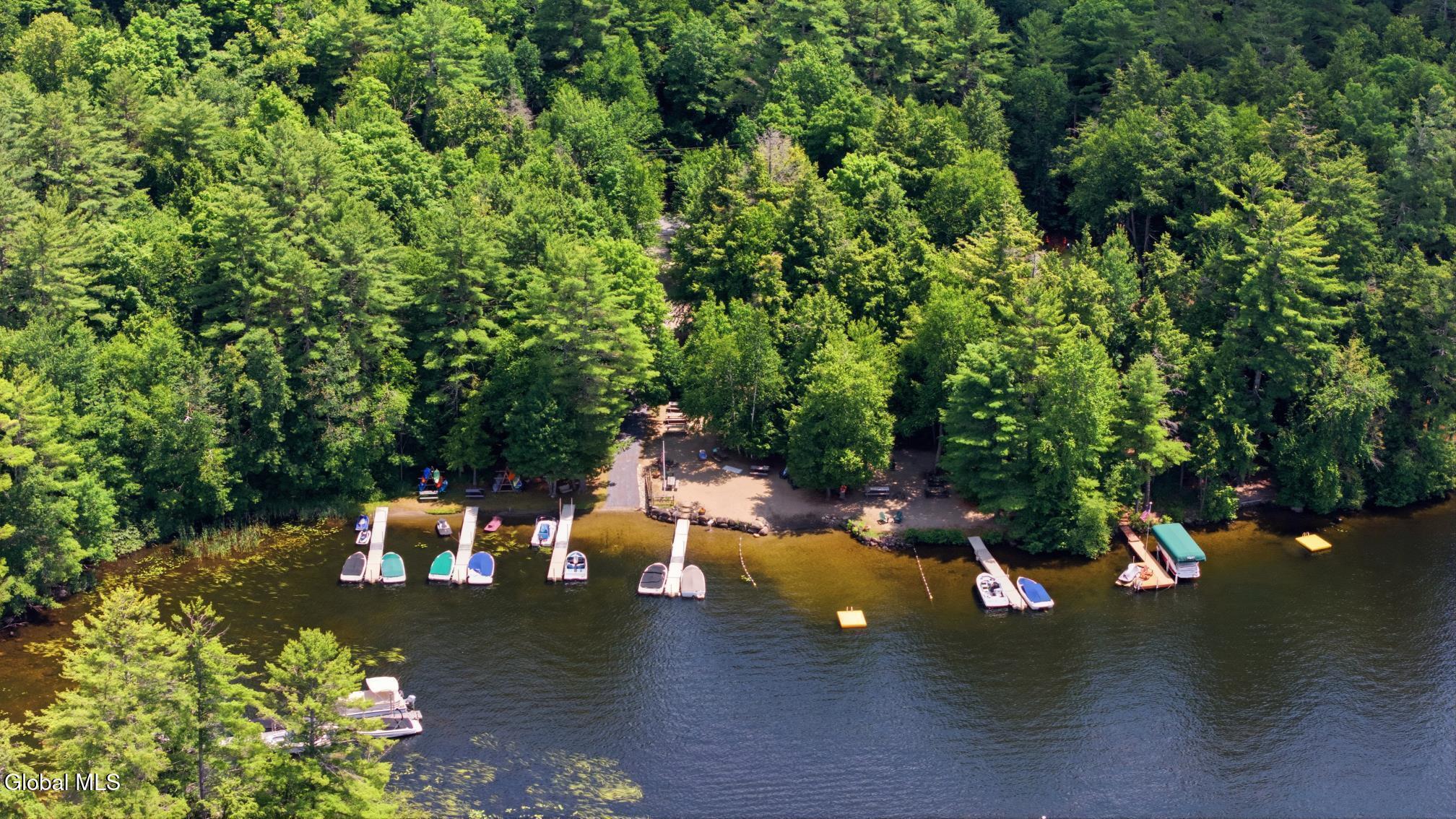 Image 3: Private association beach