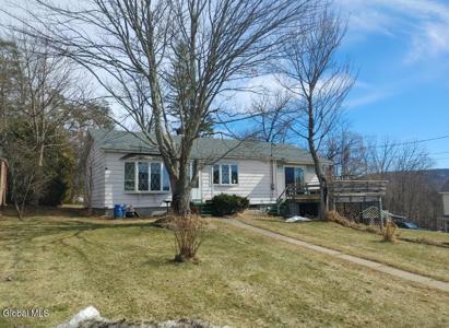 12 3rd Avenue