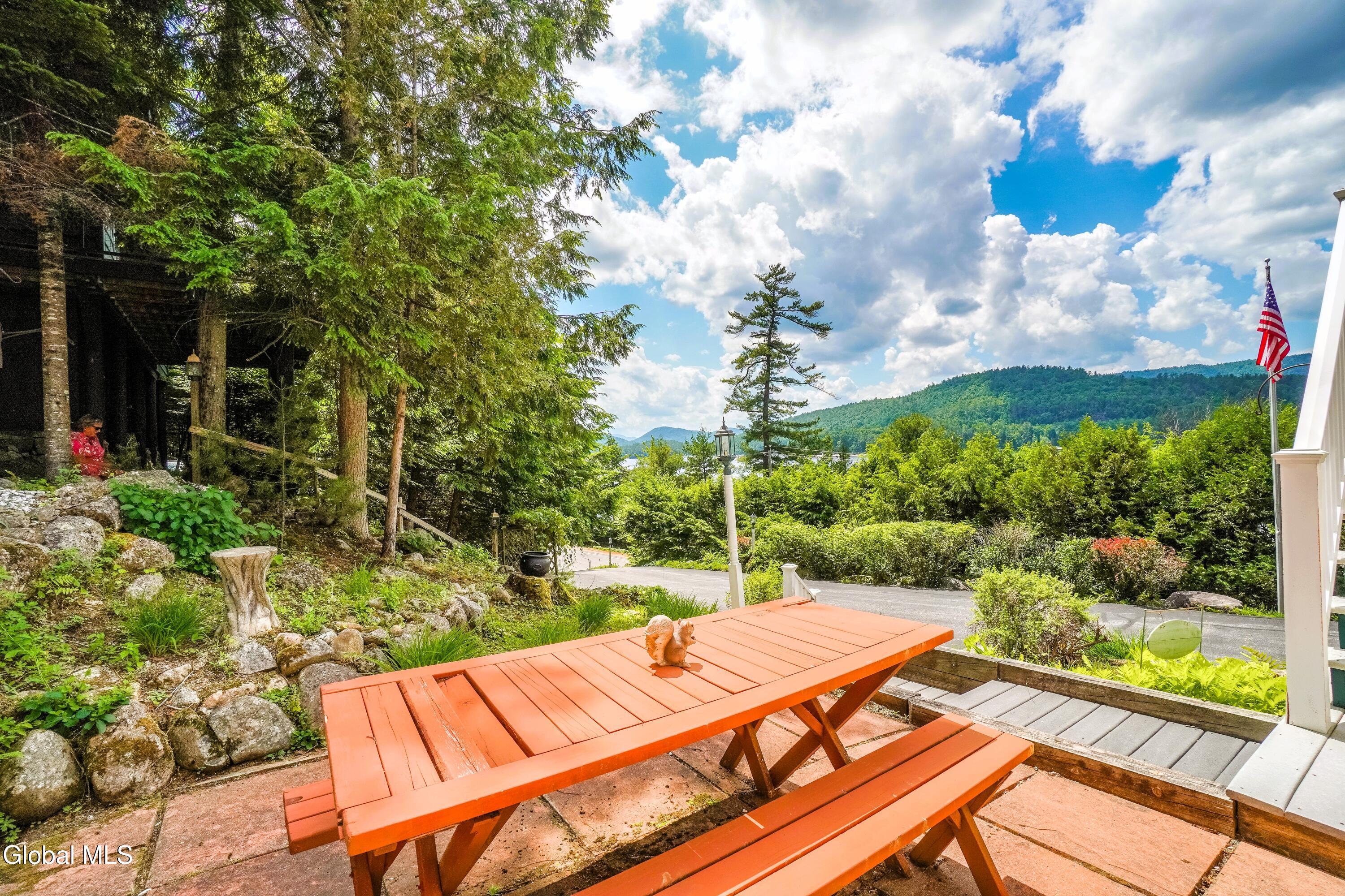 Image 4: 03-536 E Shore Dr-3