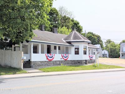 4 Palmer Avenue