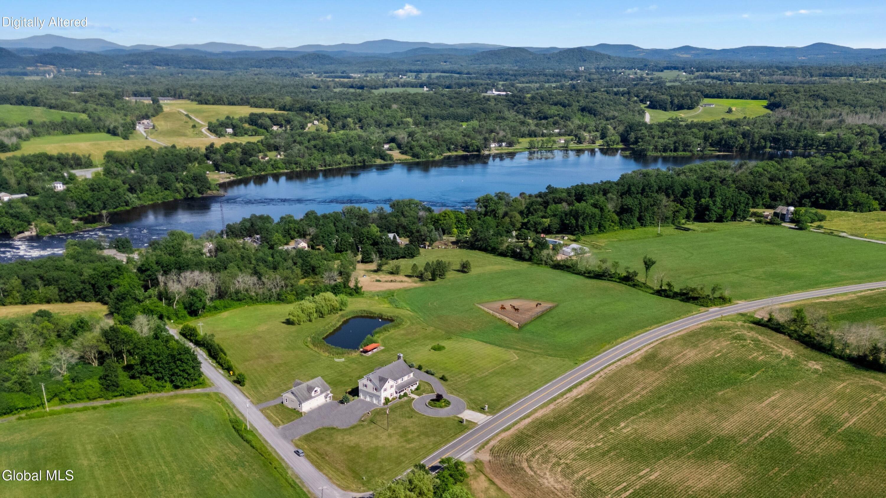 Image 1: 85 Harris Rd