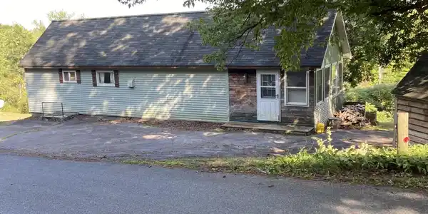 25 Dresden Hill Road