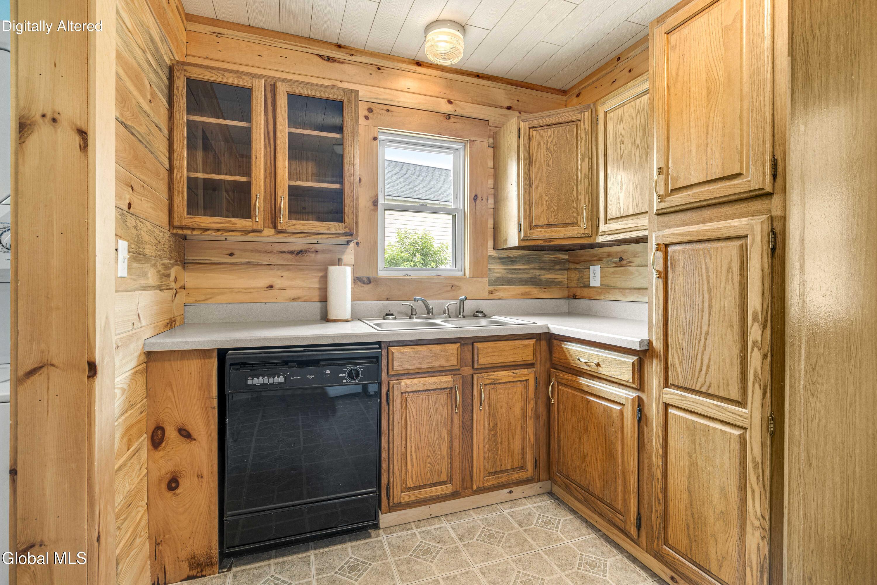 Image 4: 05-ADK-4