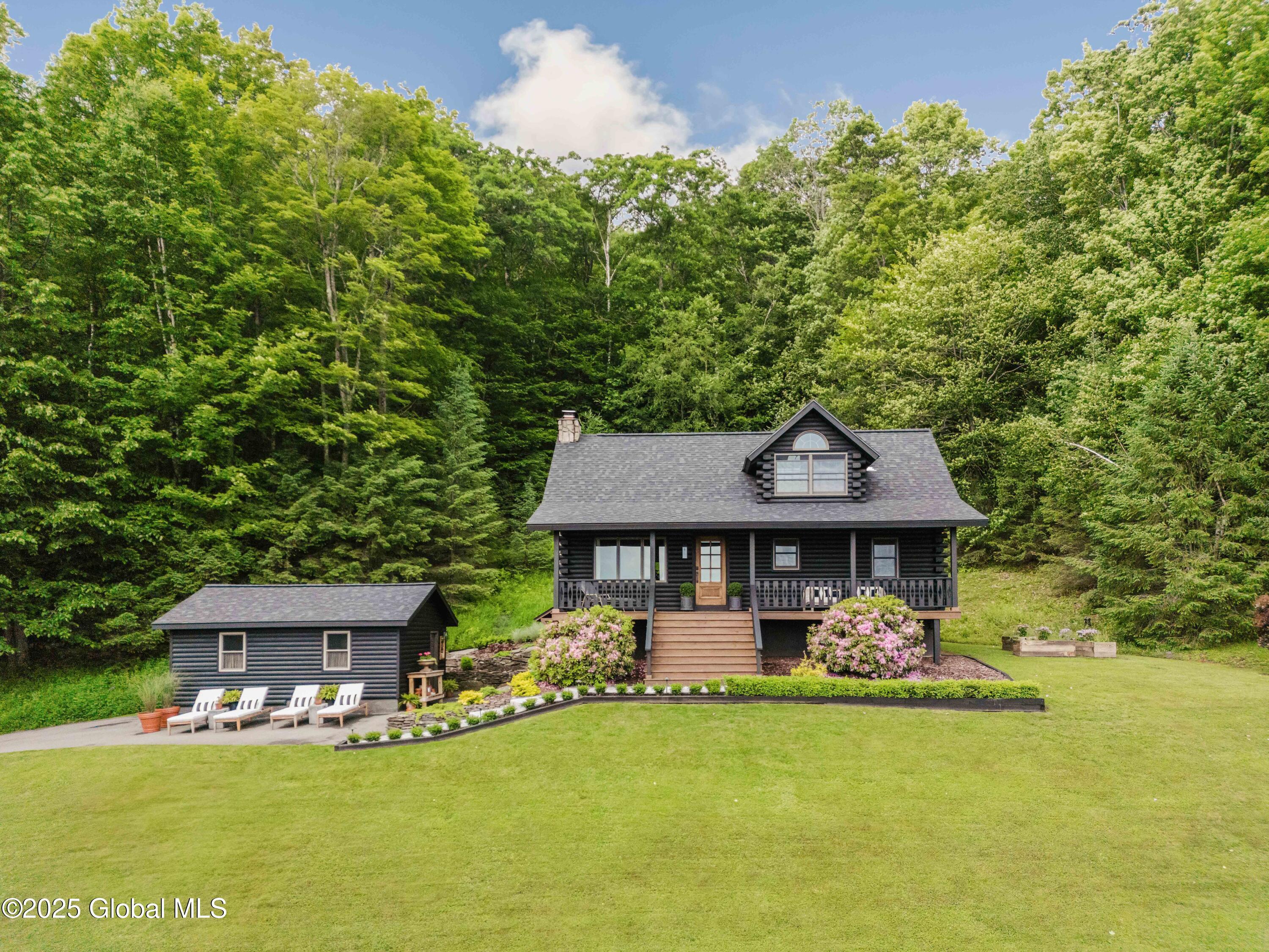Image 1: 506 Beshroner _ Upper House Chalet_-1