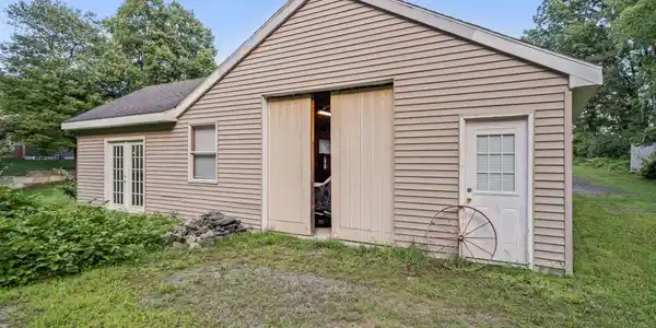 Image 4: 5-web-or-mls-116b-ny-236