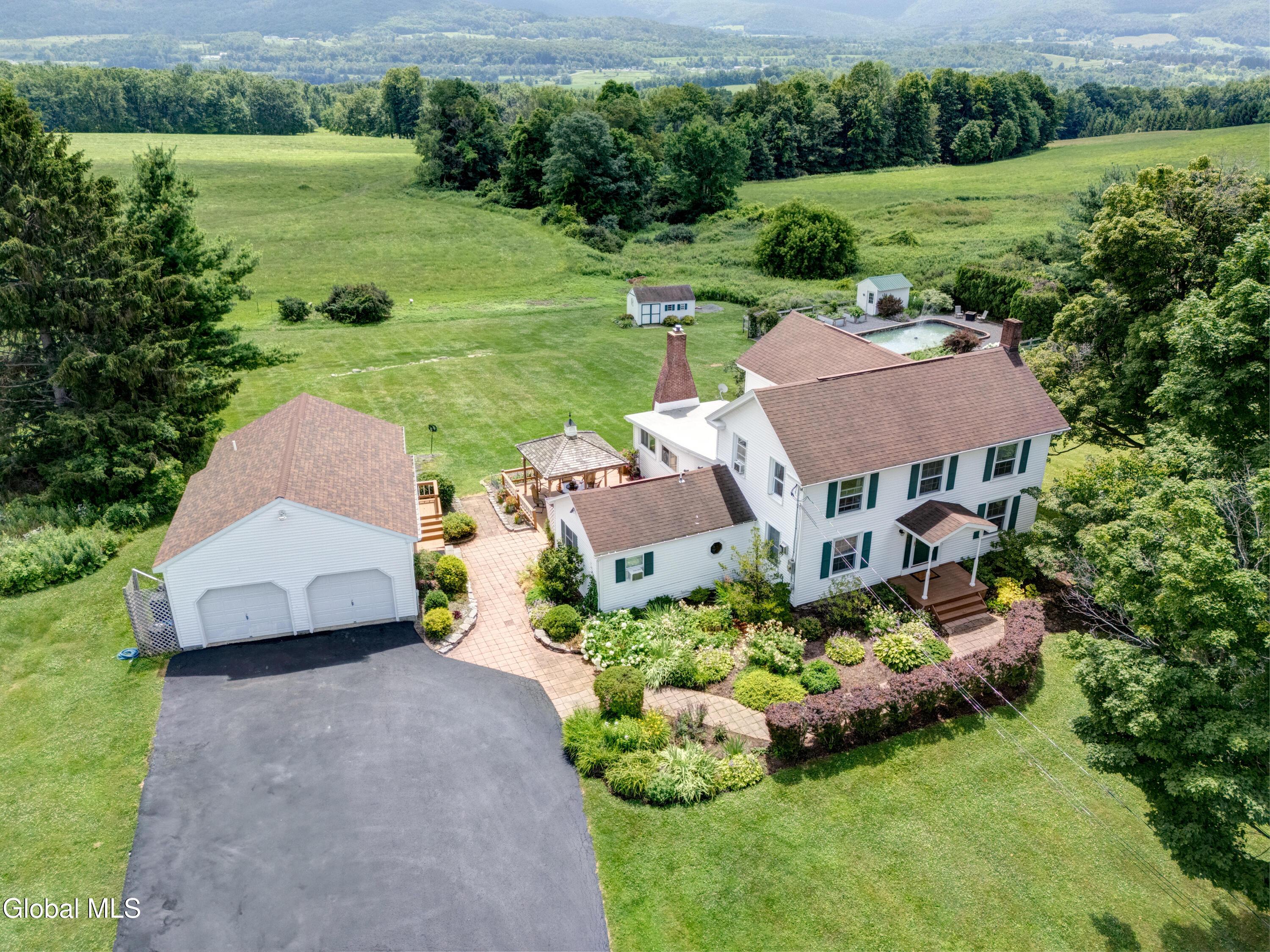 Image 1: 1_298_myers_rd-01