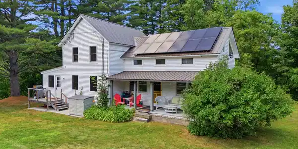 28 Main Street