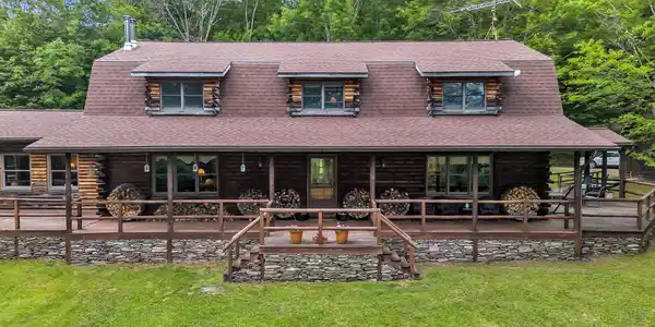 Image 2: 63-web-or-mls-DJI_0176