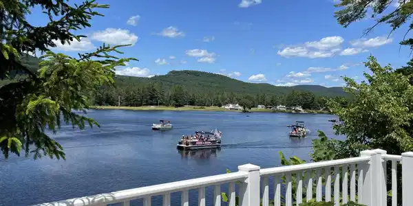 Image 3: 1409 NY-30