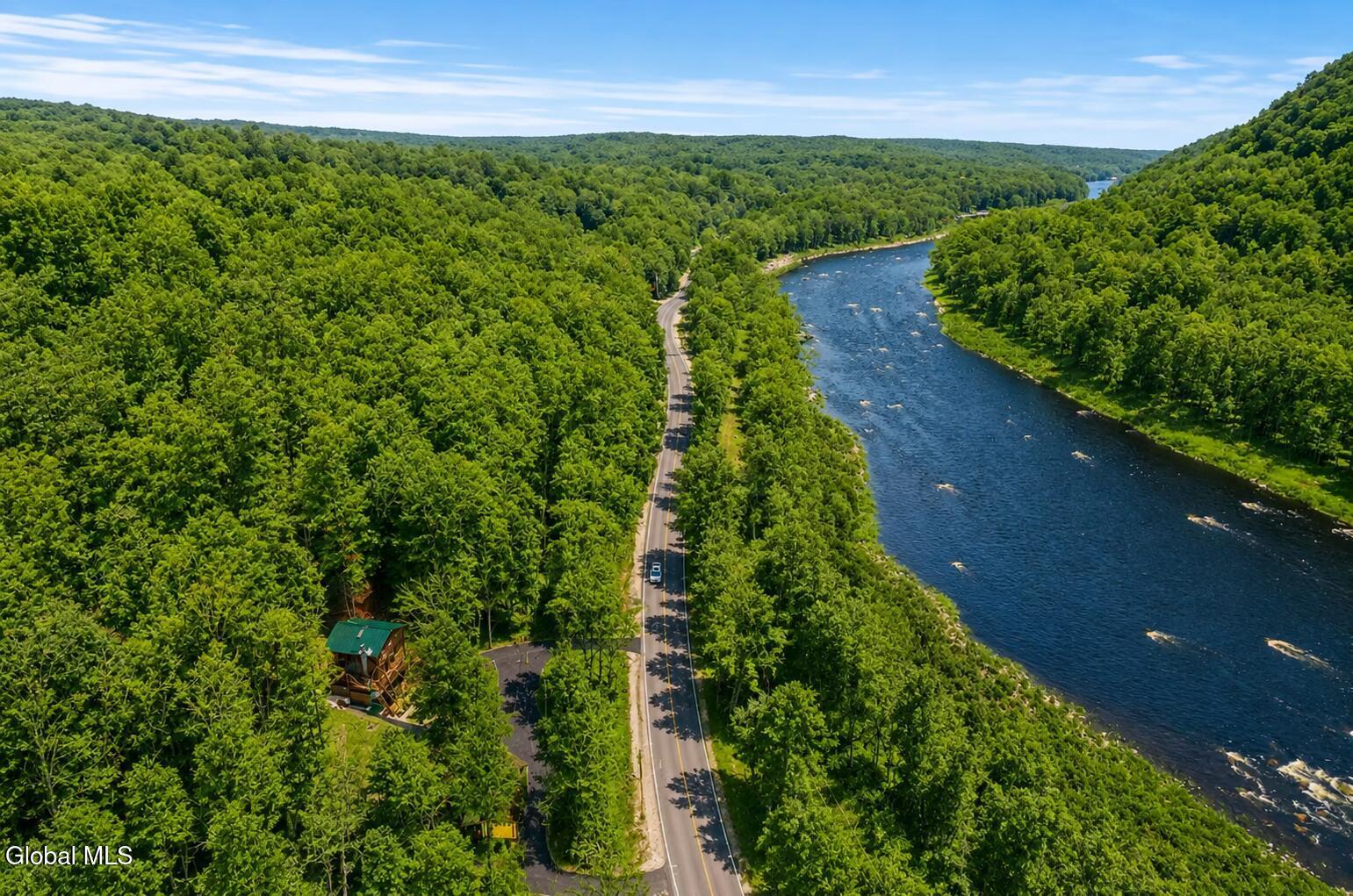 Image 2: 1487 River Rd