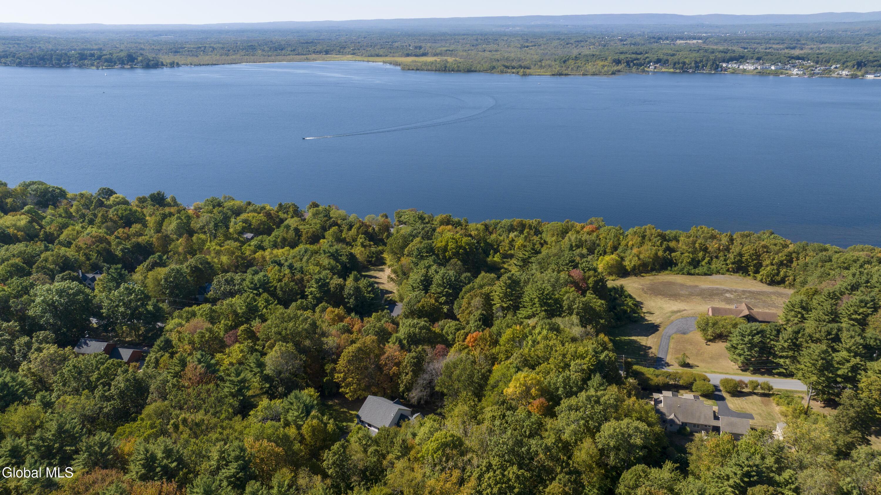 Image 1: DJI_20250919145955_0689_D-71