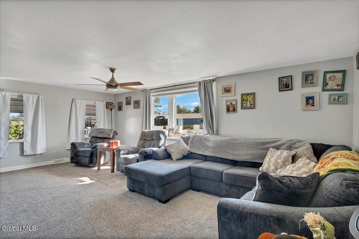 Image 3: 13-P1581421