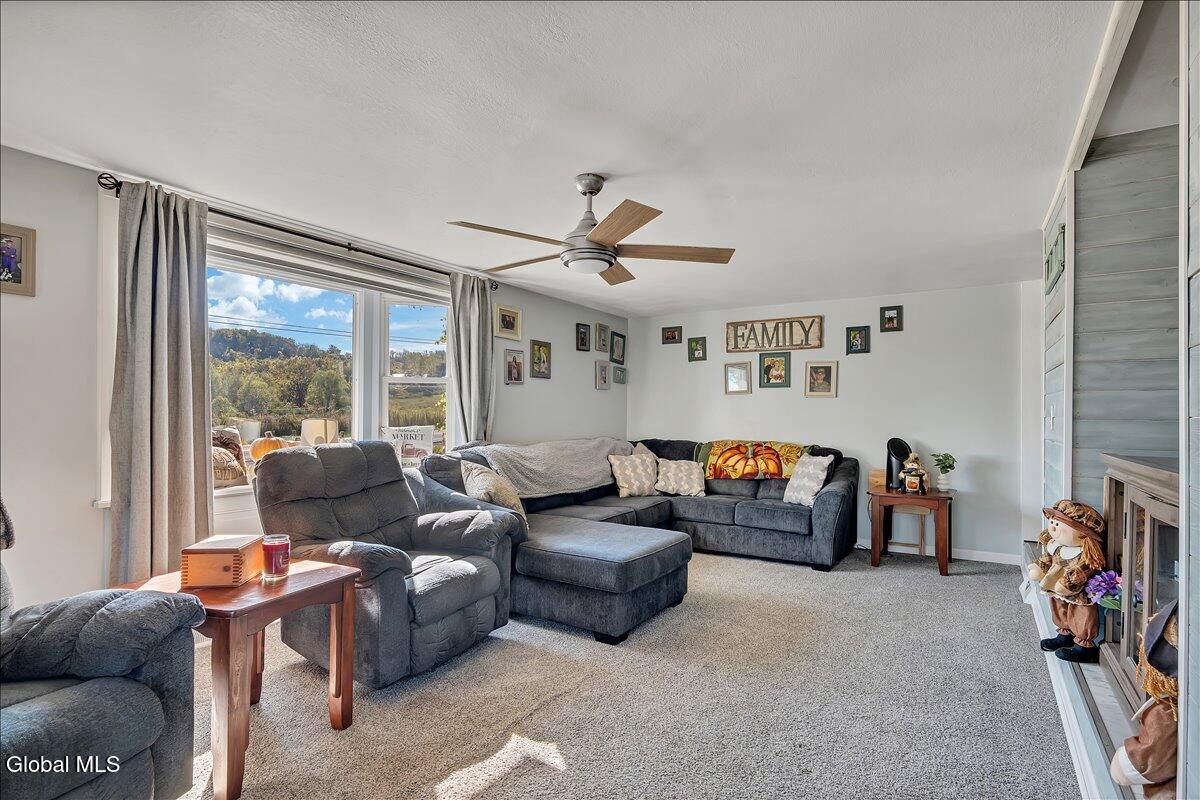 Image 4: 10-P1581398