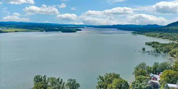 Image 4: 42-2205 Enon Road-46