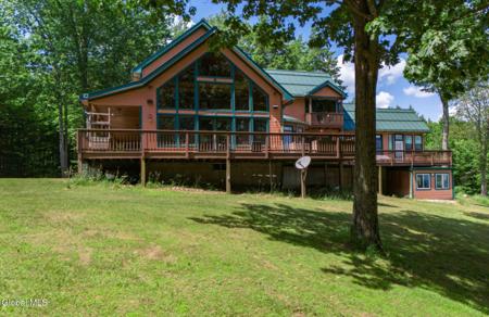 102 Taylor Court