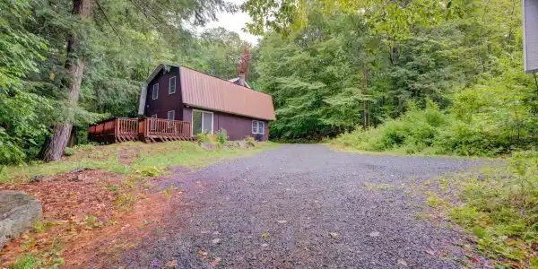 Image 2: 612 S Shore Rd-28