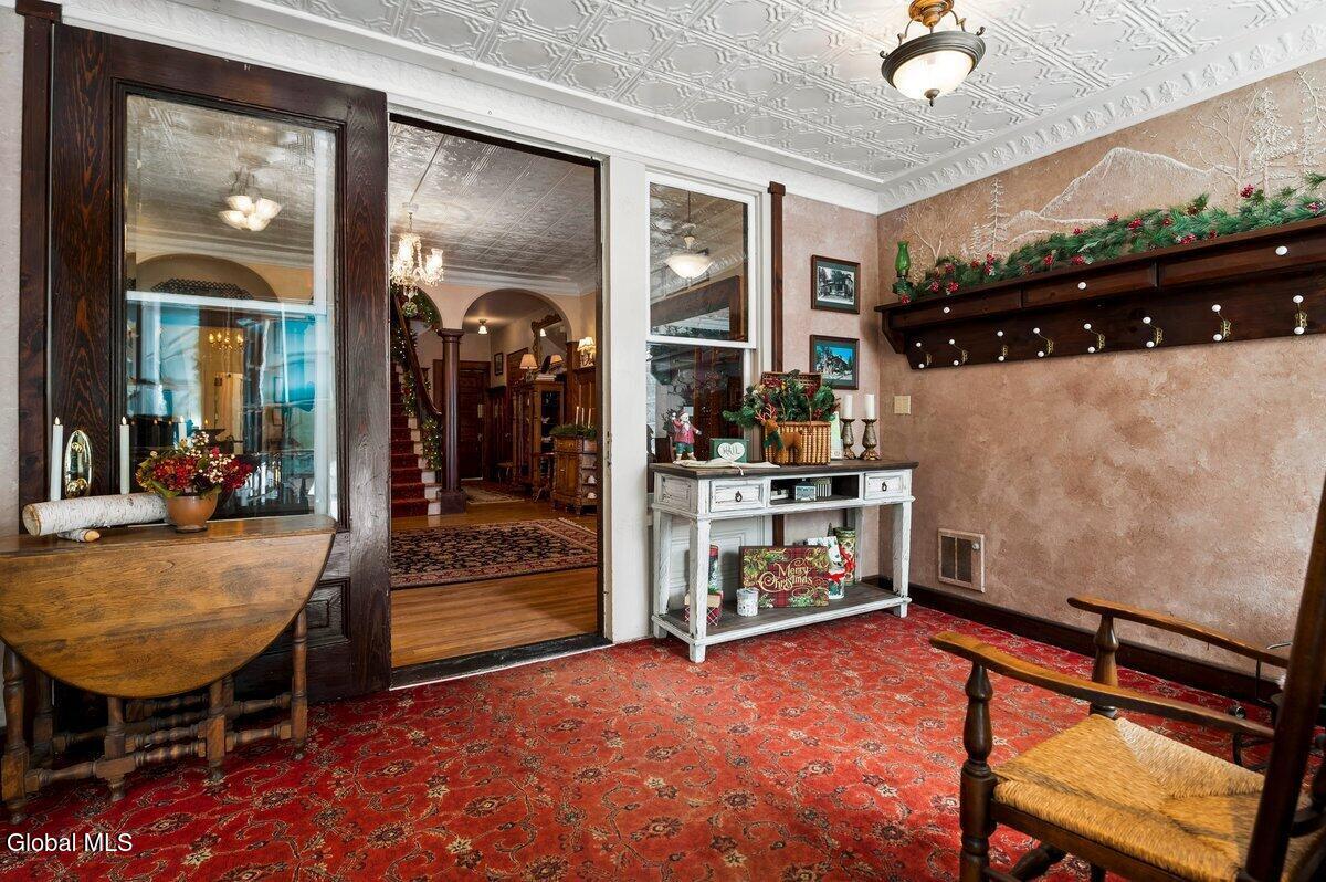 Image 2: FJD_5040 (1)