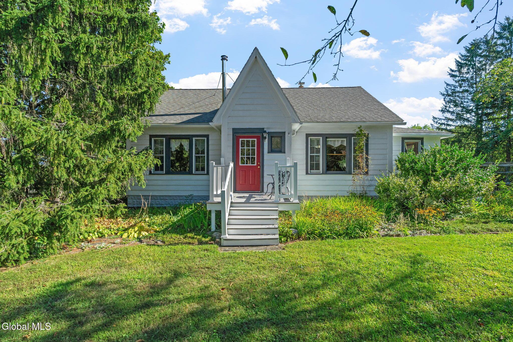 Image 3: 3-web-or-mls-930-sacandaga-rd