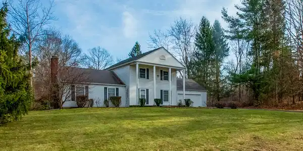 24 Pleasant View Drive