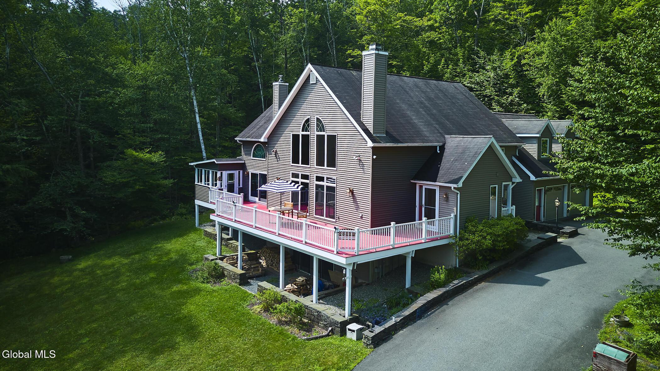 Image 1: Berkshire Hideaway