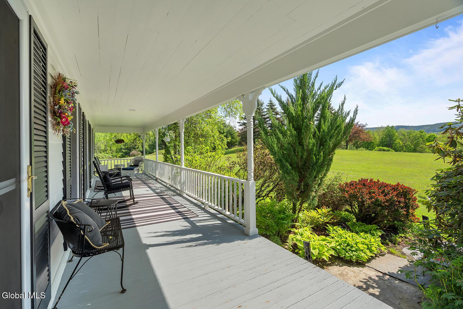 Image 4: Front Porch