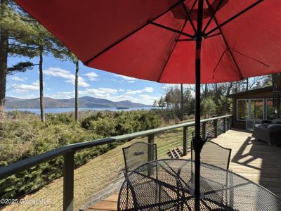 35 Woodland Ridge Road