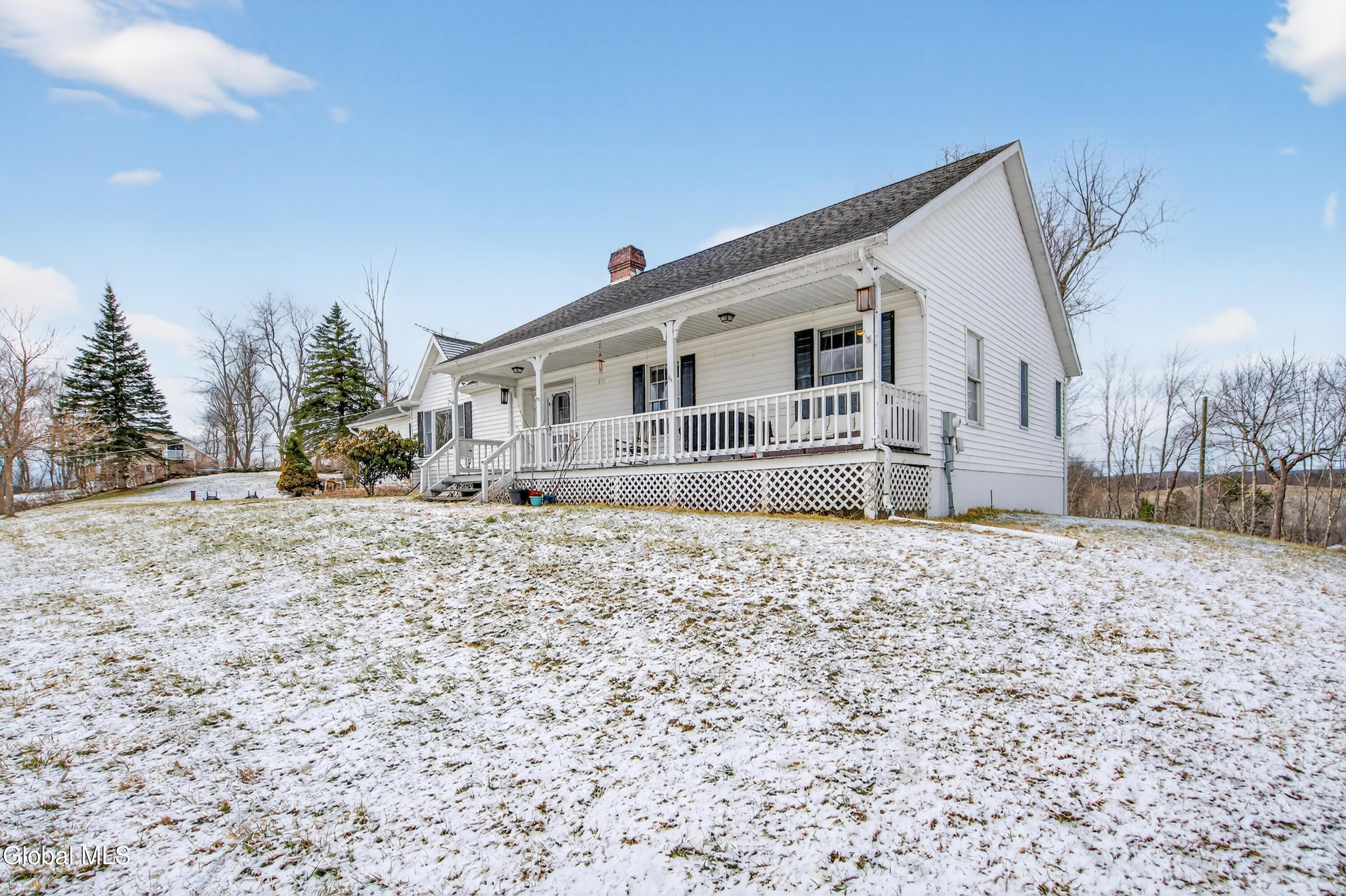 Image 3: 06-25 RAVEN-35