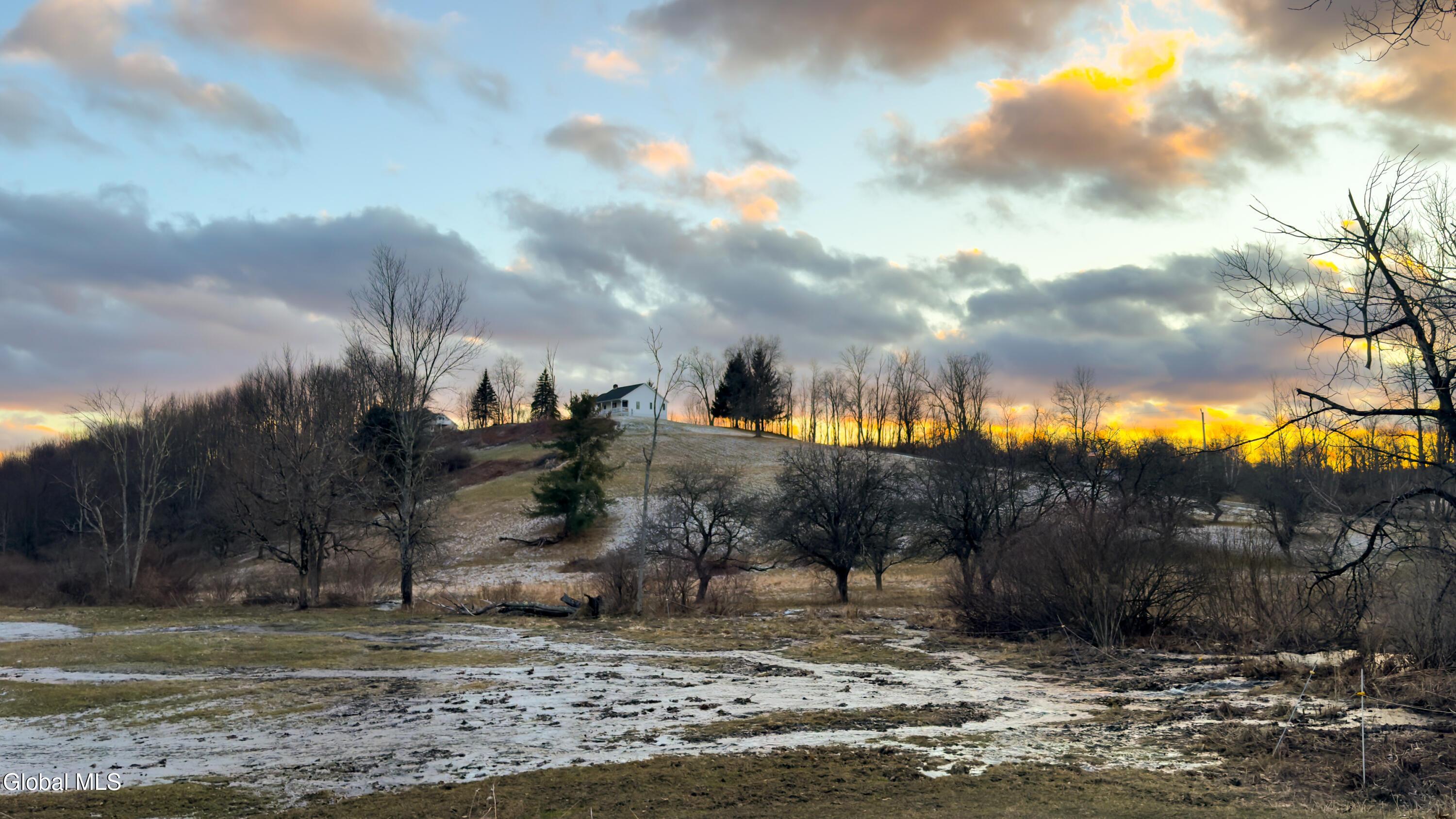 Image 4: Raven Way Exterior-2