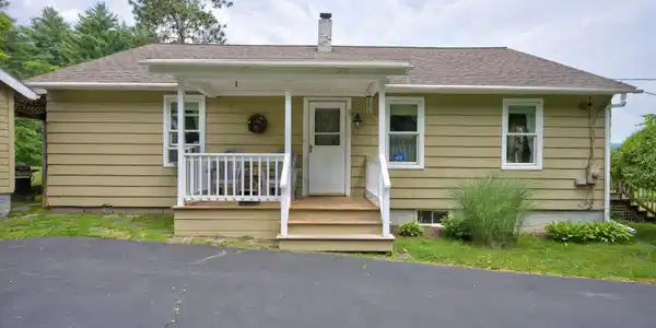 Image 2: 02-129 Camden Valley Rd-02