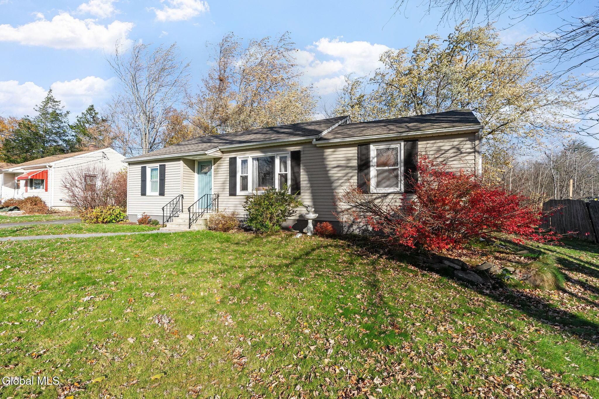 Image 3: 3-web-or-mls-156-crow-ridge