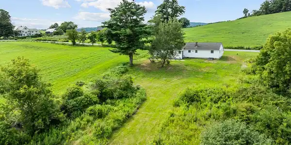 Image 4: DJI_0010