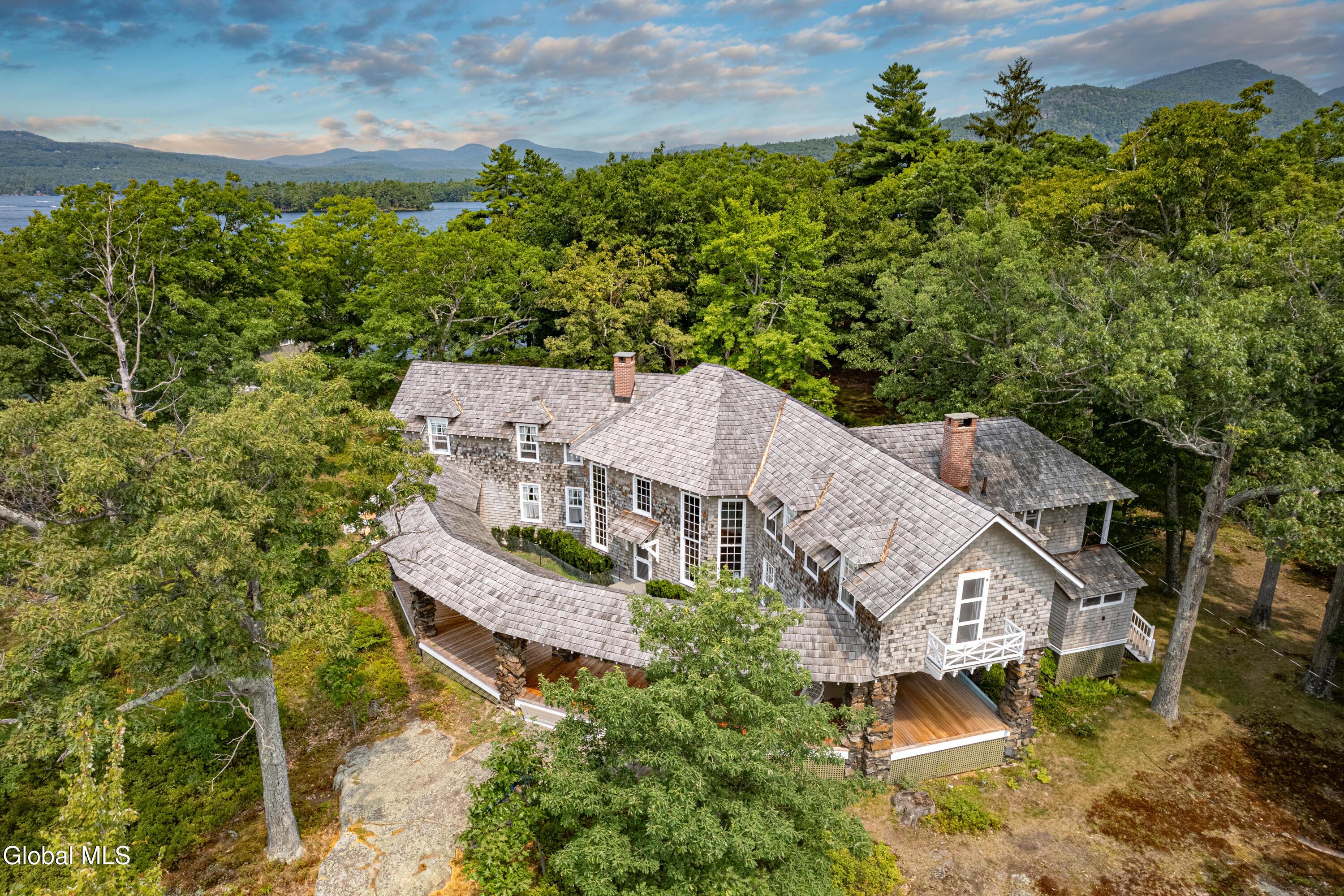 Image 2: 2 ADK--8 2