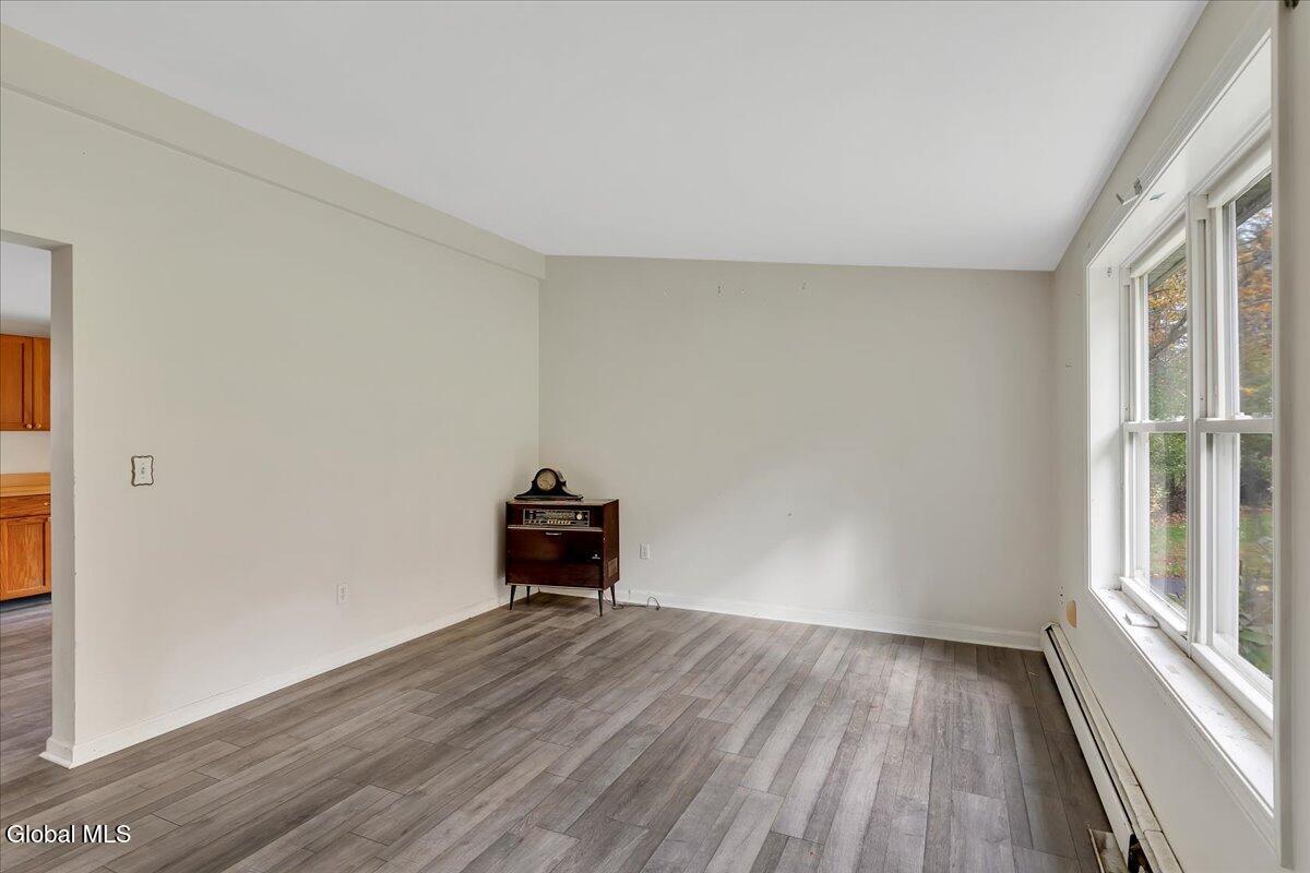 Image 3: 03-IMG_8196