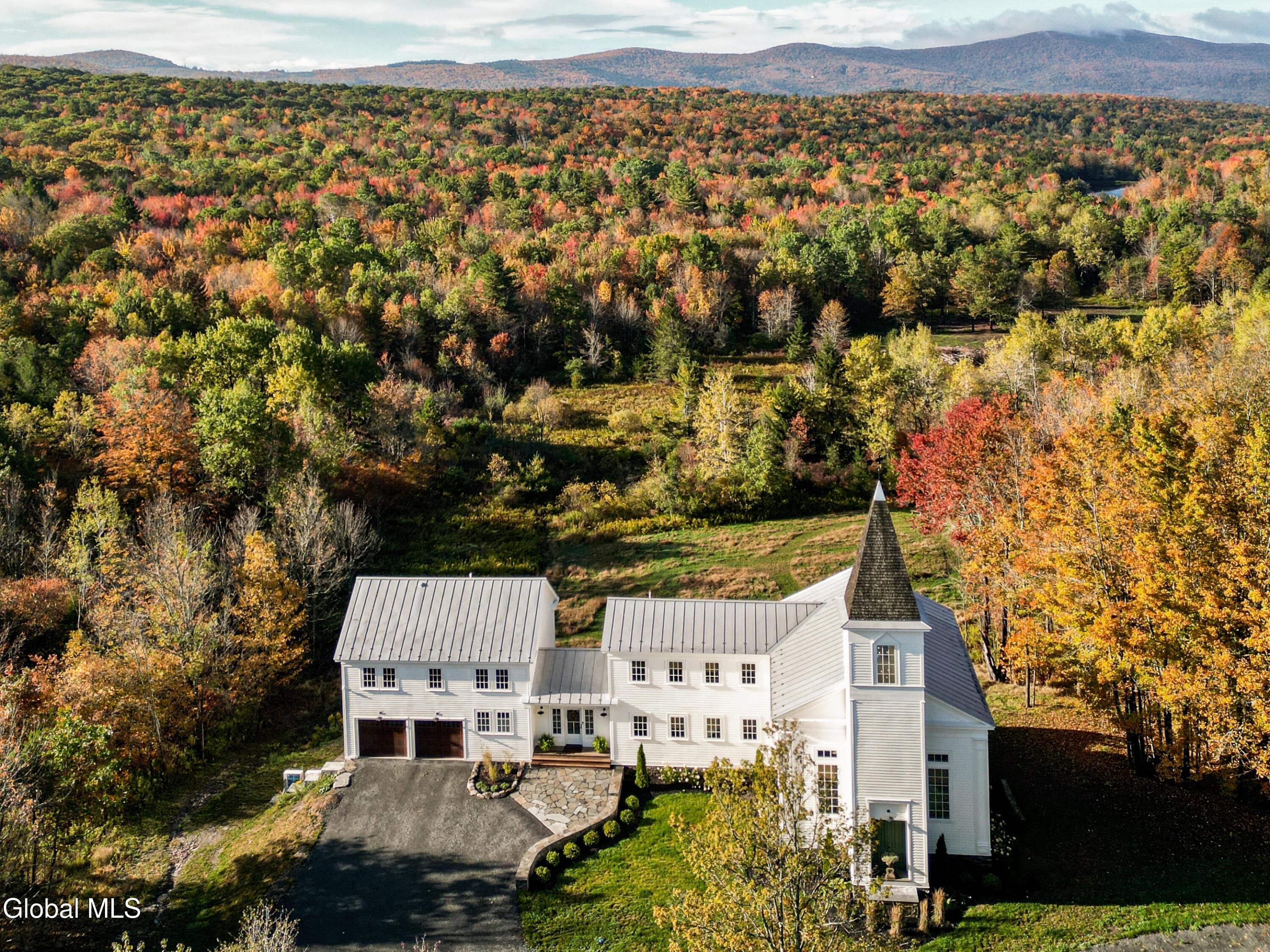Image 3: Potter Mountain New Drone Oct 2025 X Th