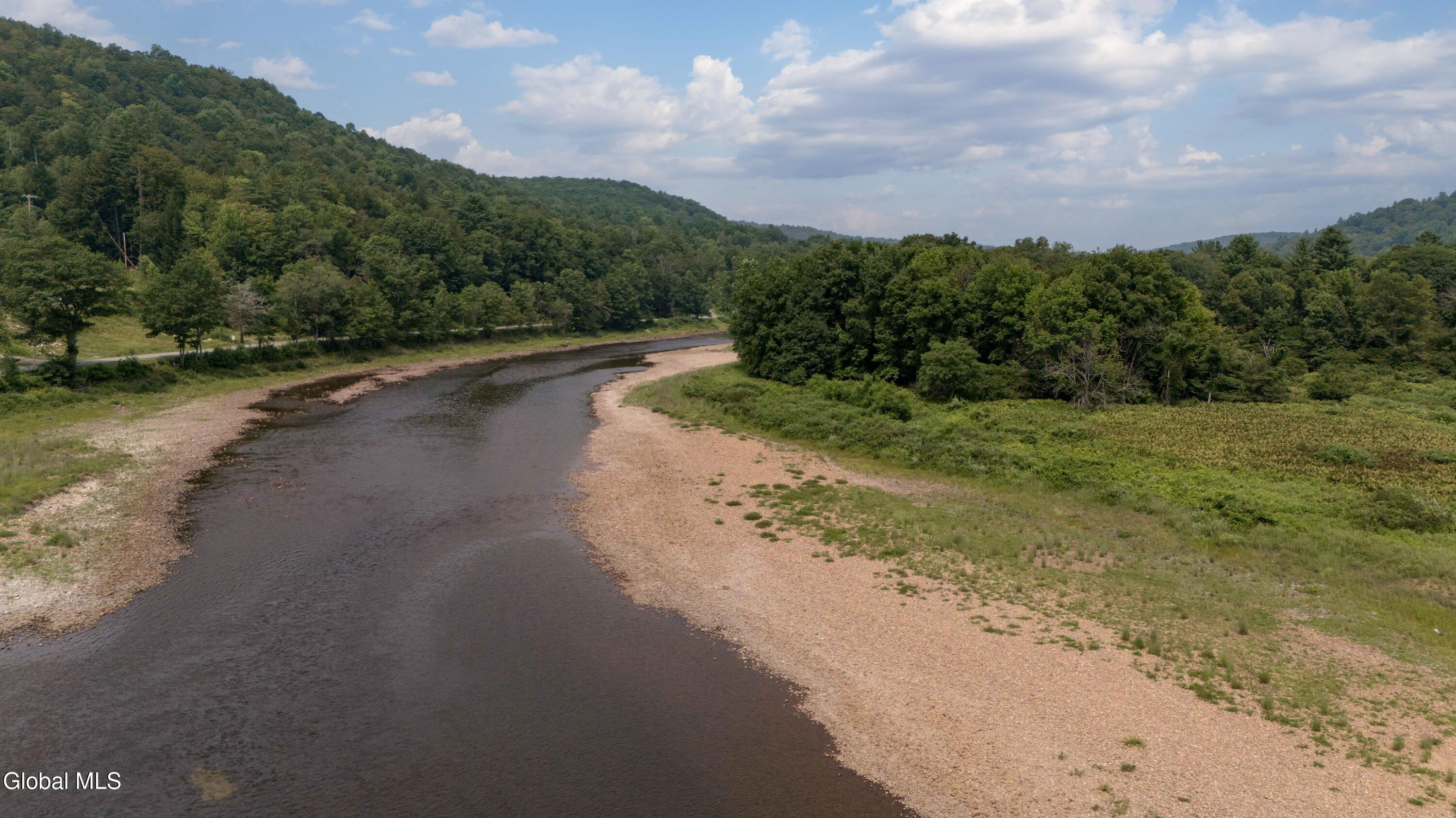 Image 2: 269 River Rd-47